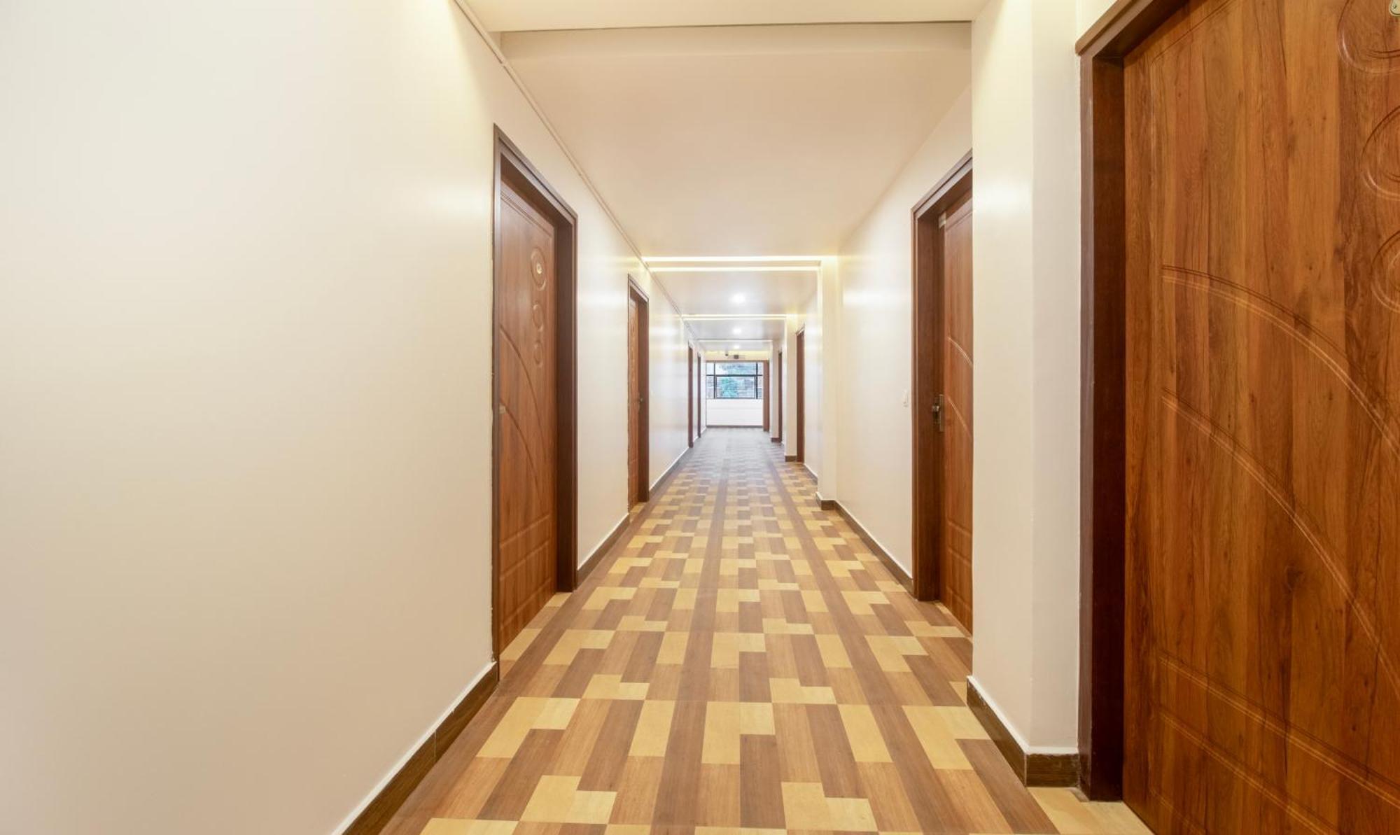 Treebo Elite Plaza, 700 Mtrs From Madikeri Fort Exteriör bild